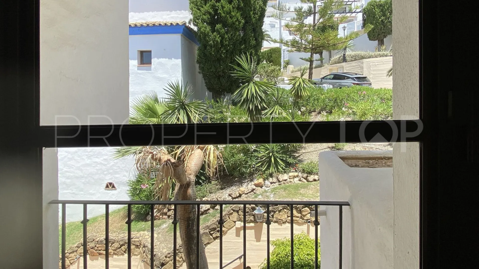 For sale town house in Los Arqueros