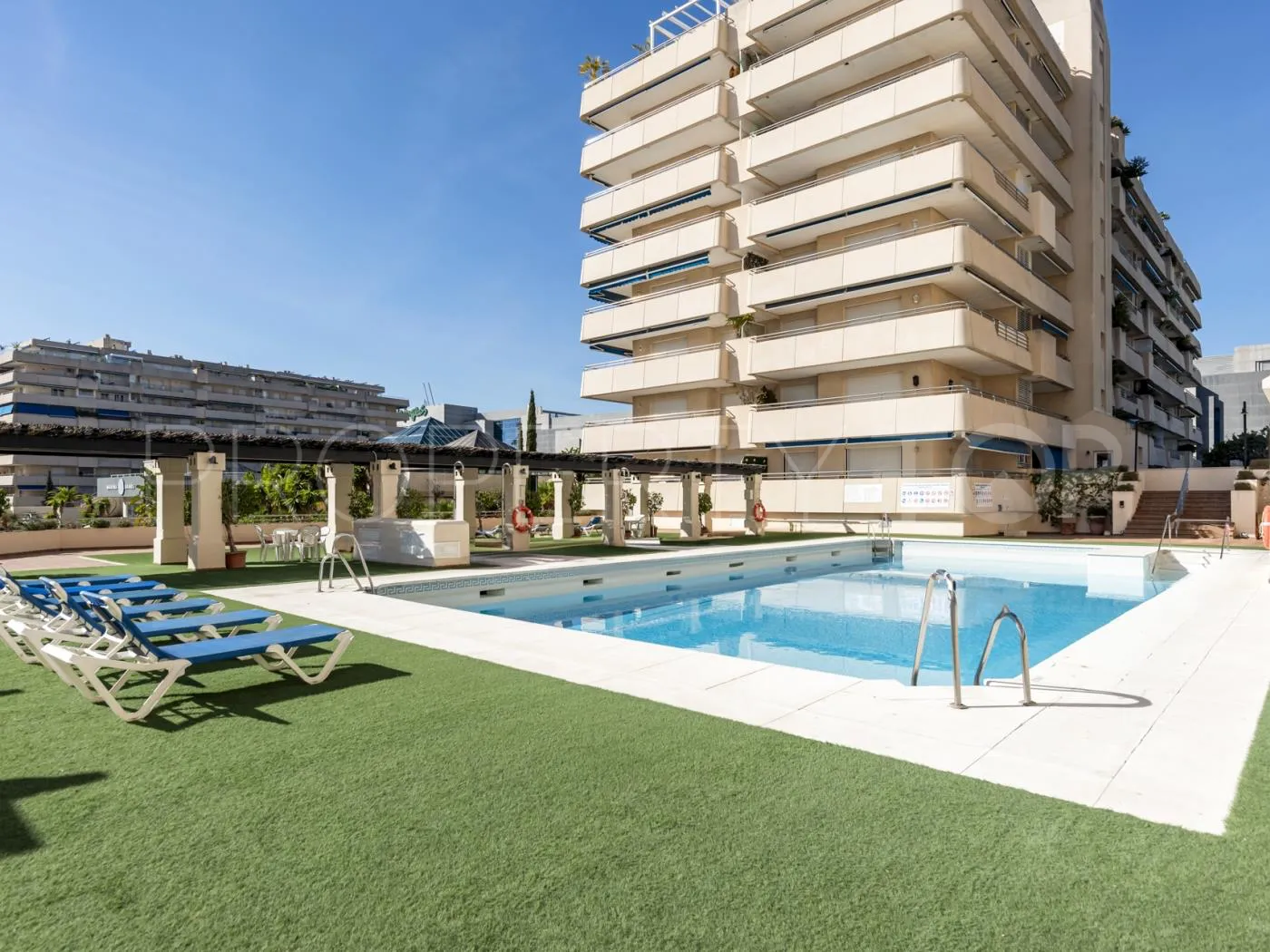 Marina Banus, apartamento con 3 dormitorios en venta