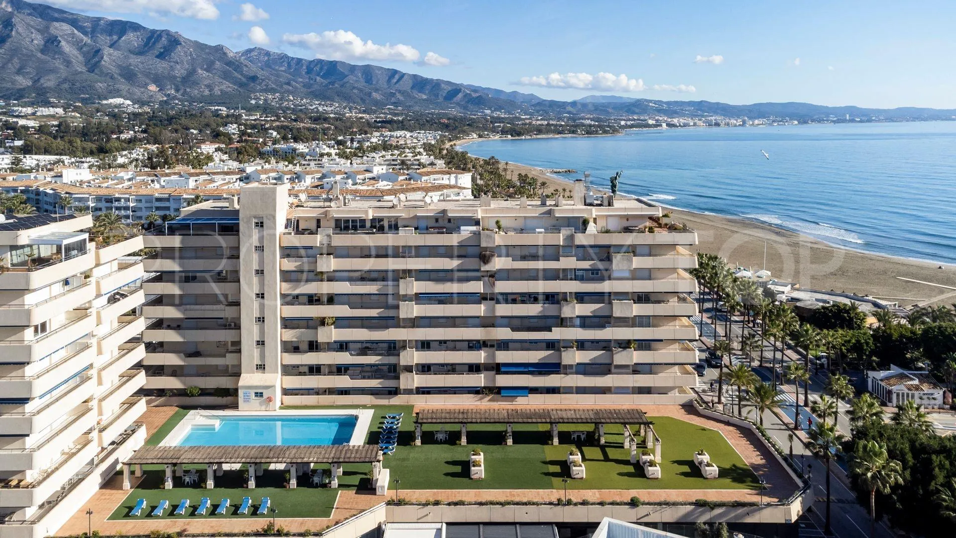 Marina Banus, apartamento con 3 dormitorios en venta