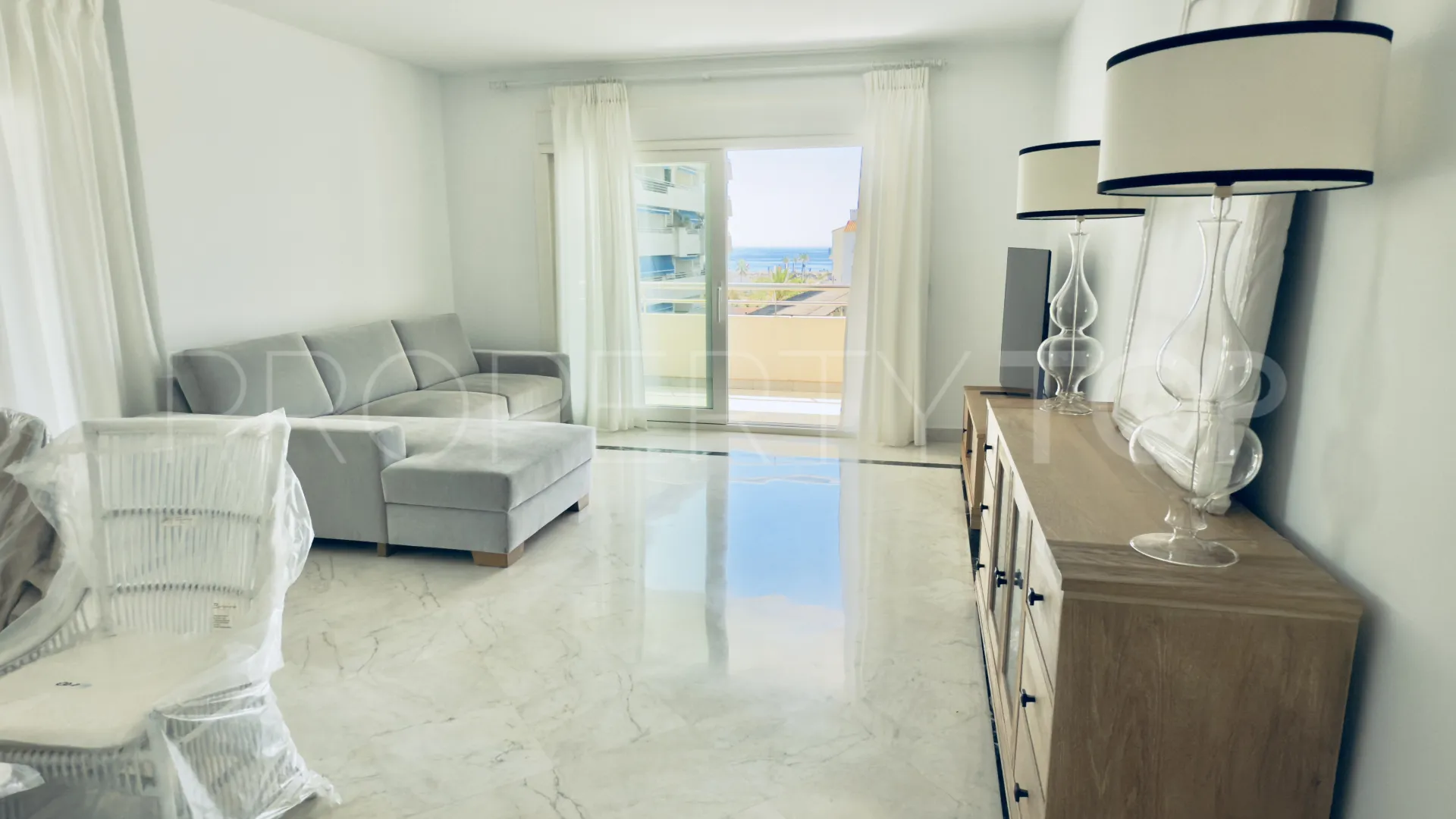 Marina Banus, apartamento con 3 dormitorios en venta