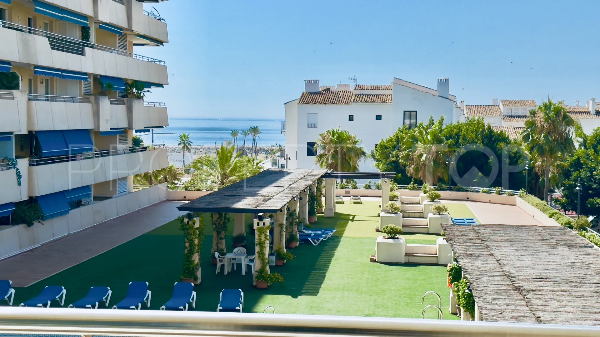 Marina Banus, apartamento con 3 dormitorios en venta