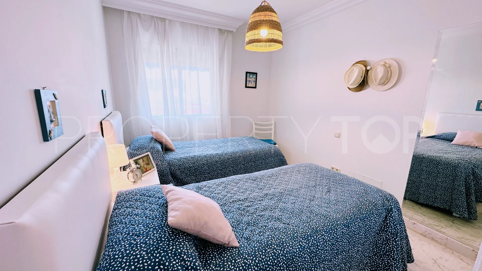 Marina Banus apartment for sale
