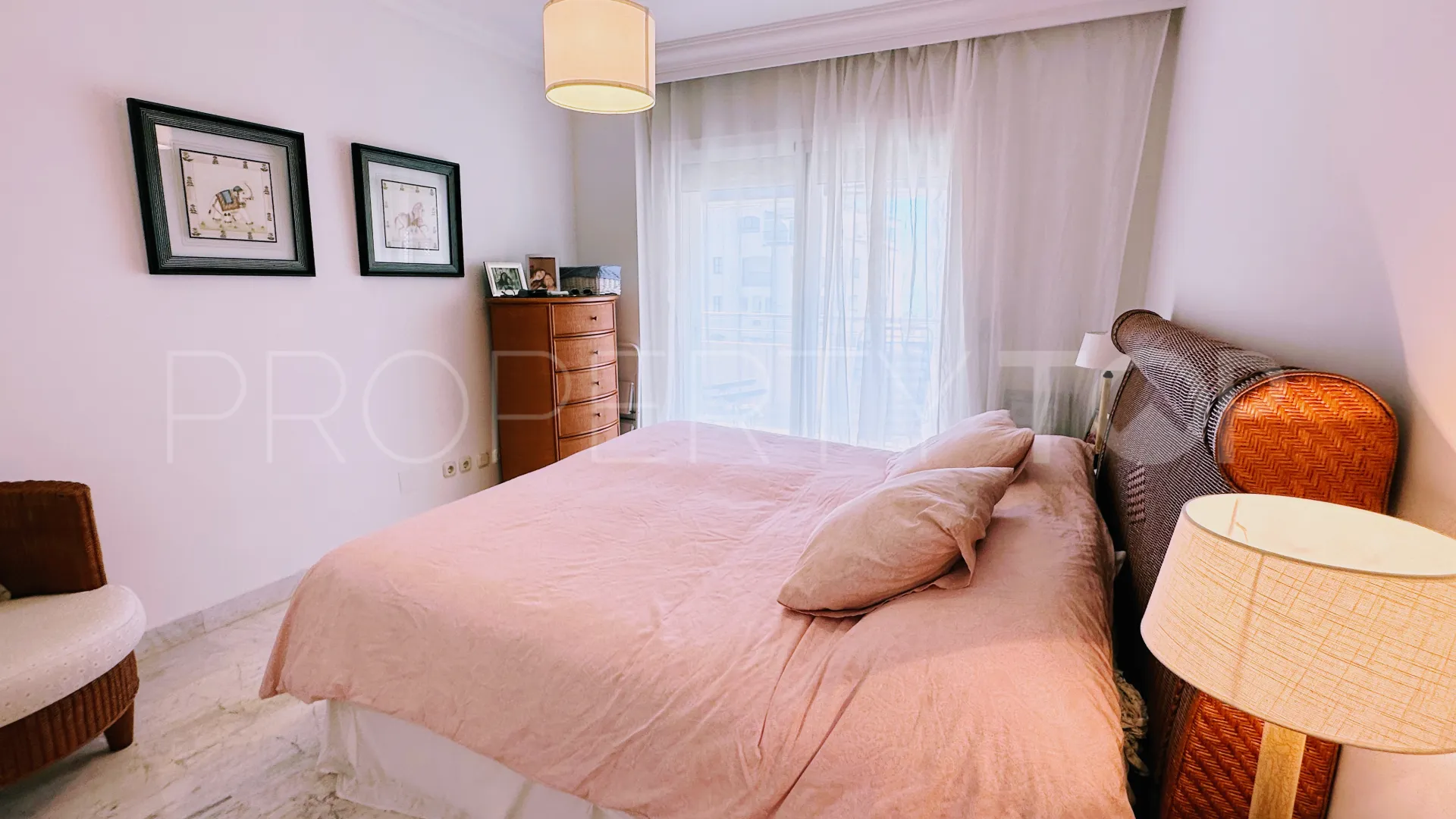 Marina Banus apartment for sale