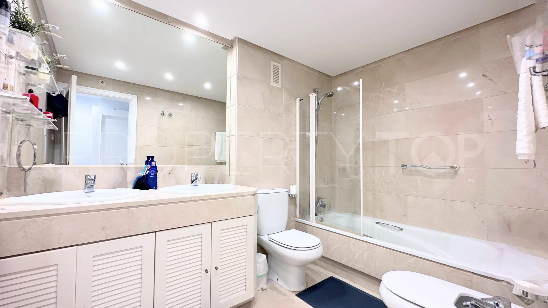 Marina Banus apartment for sale