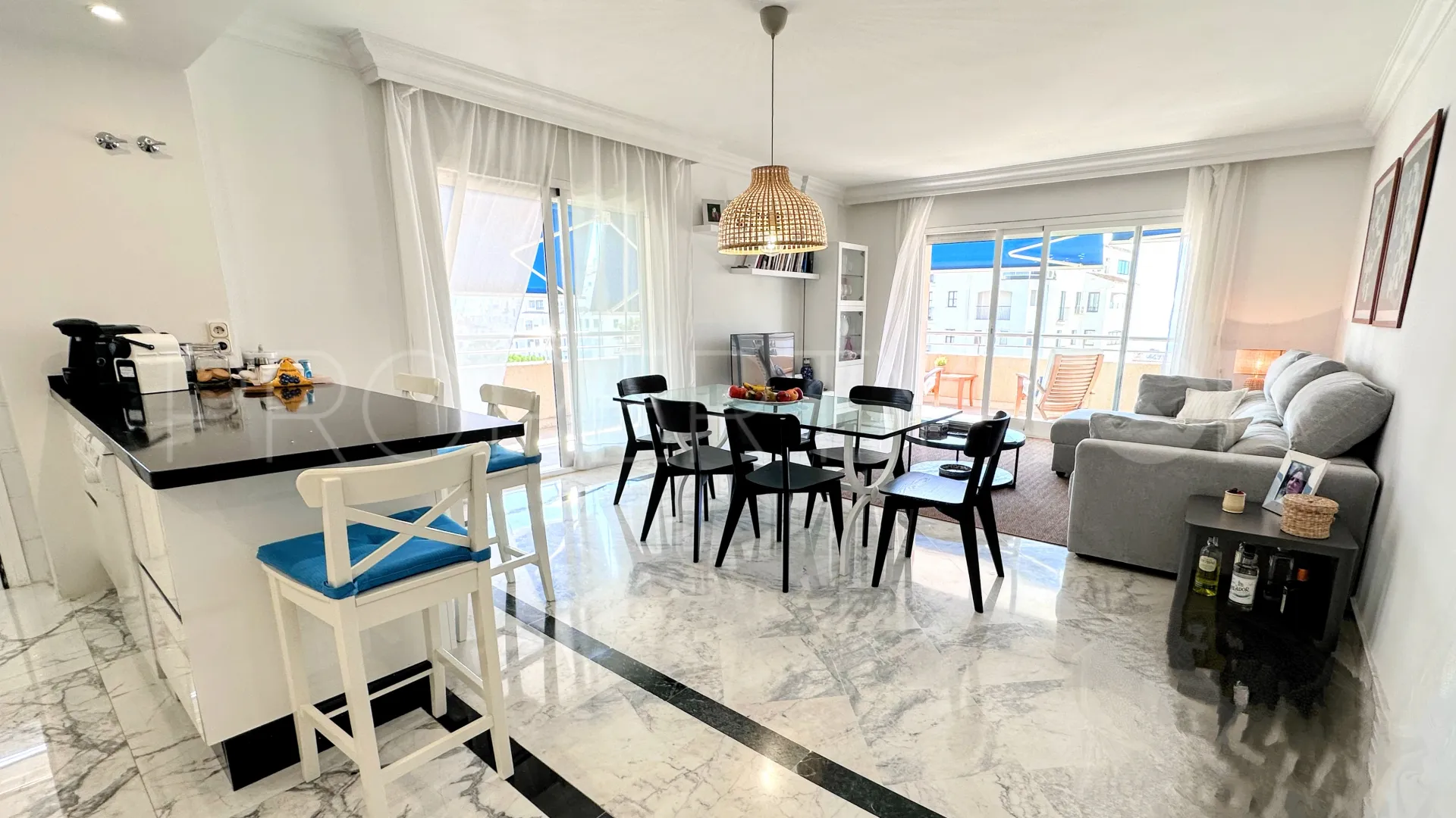 Marina Banus apartment for sale