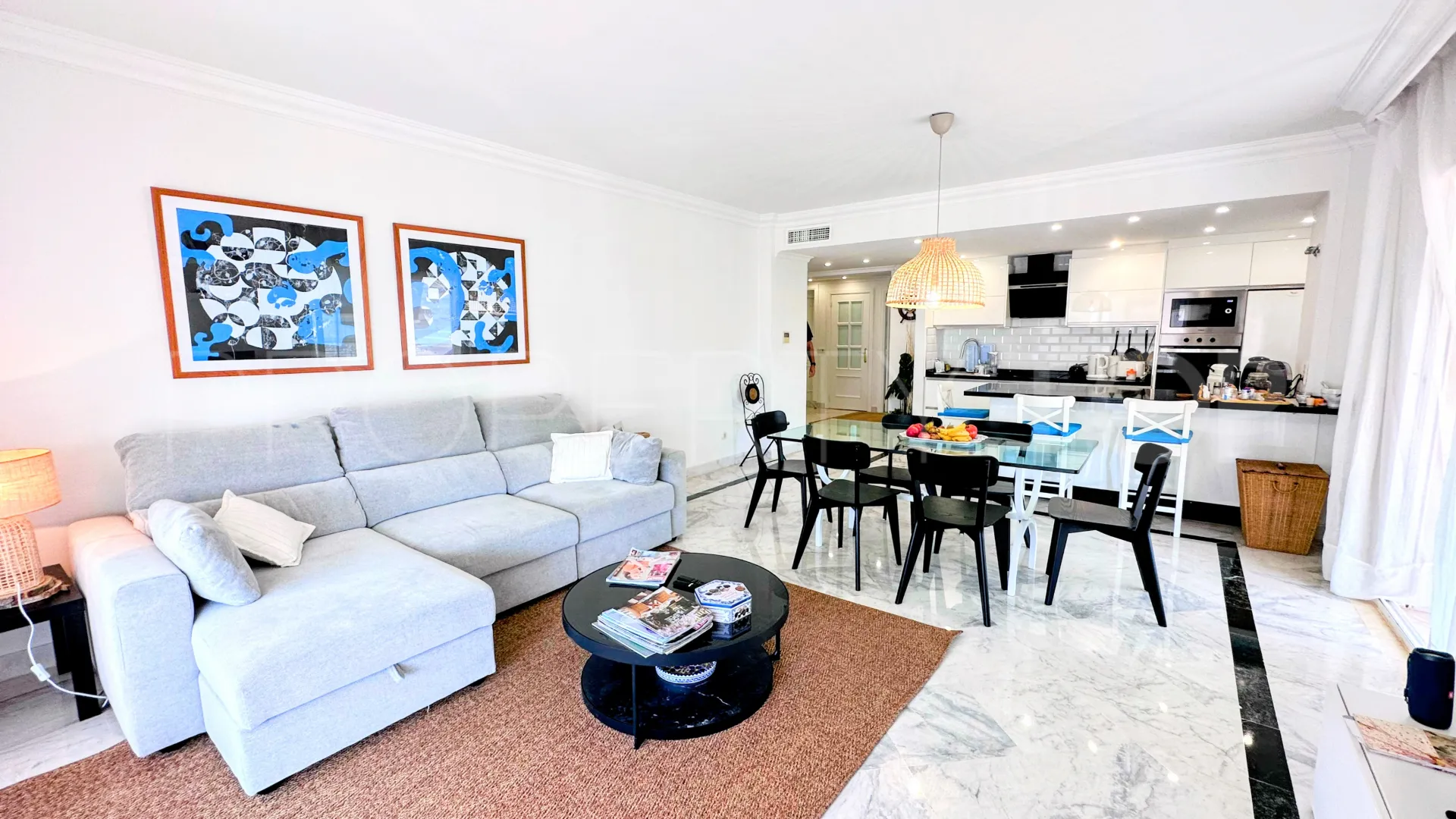 Marina Banus apartment for sale