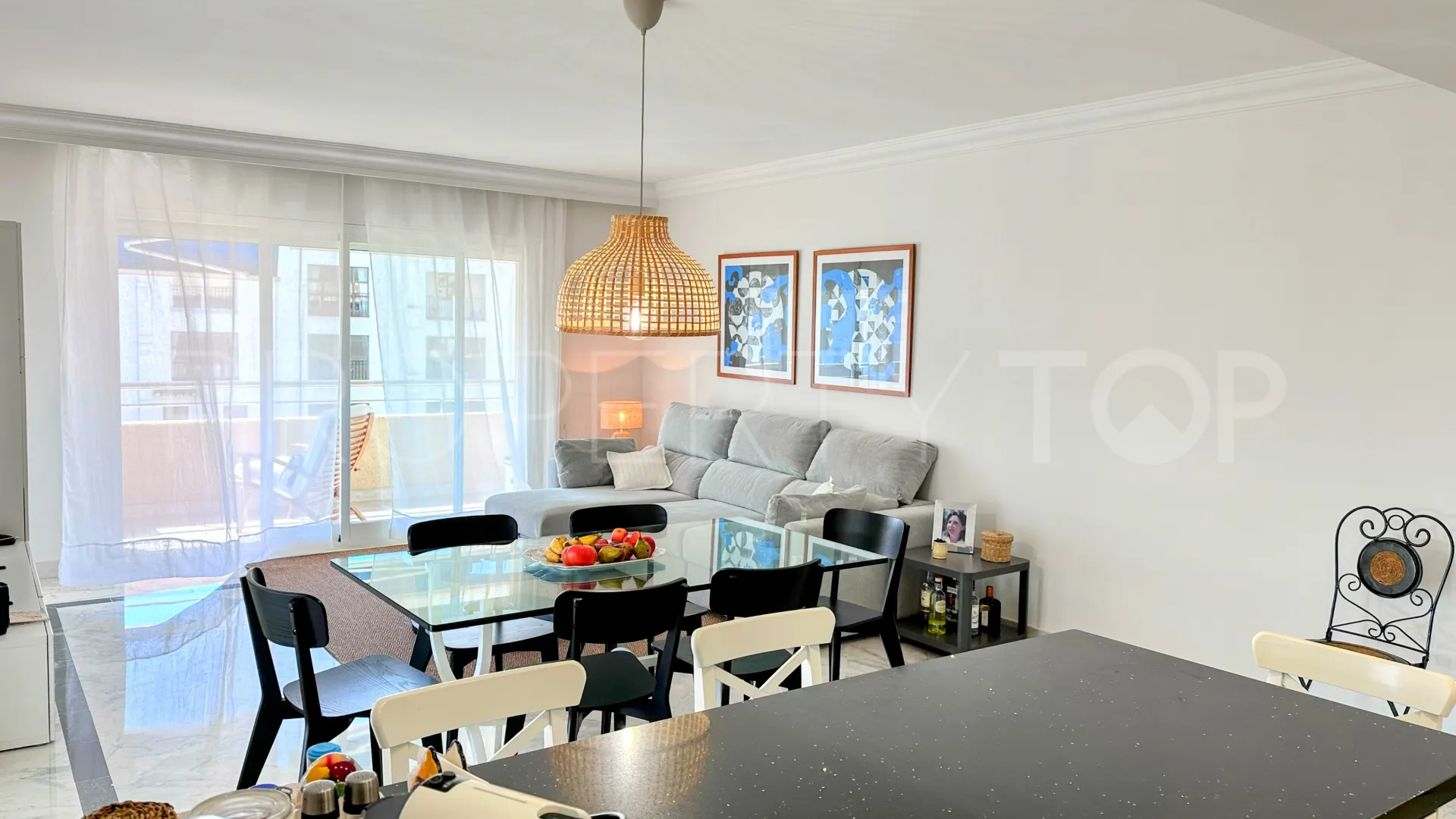 Marina Banus apartment for sale