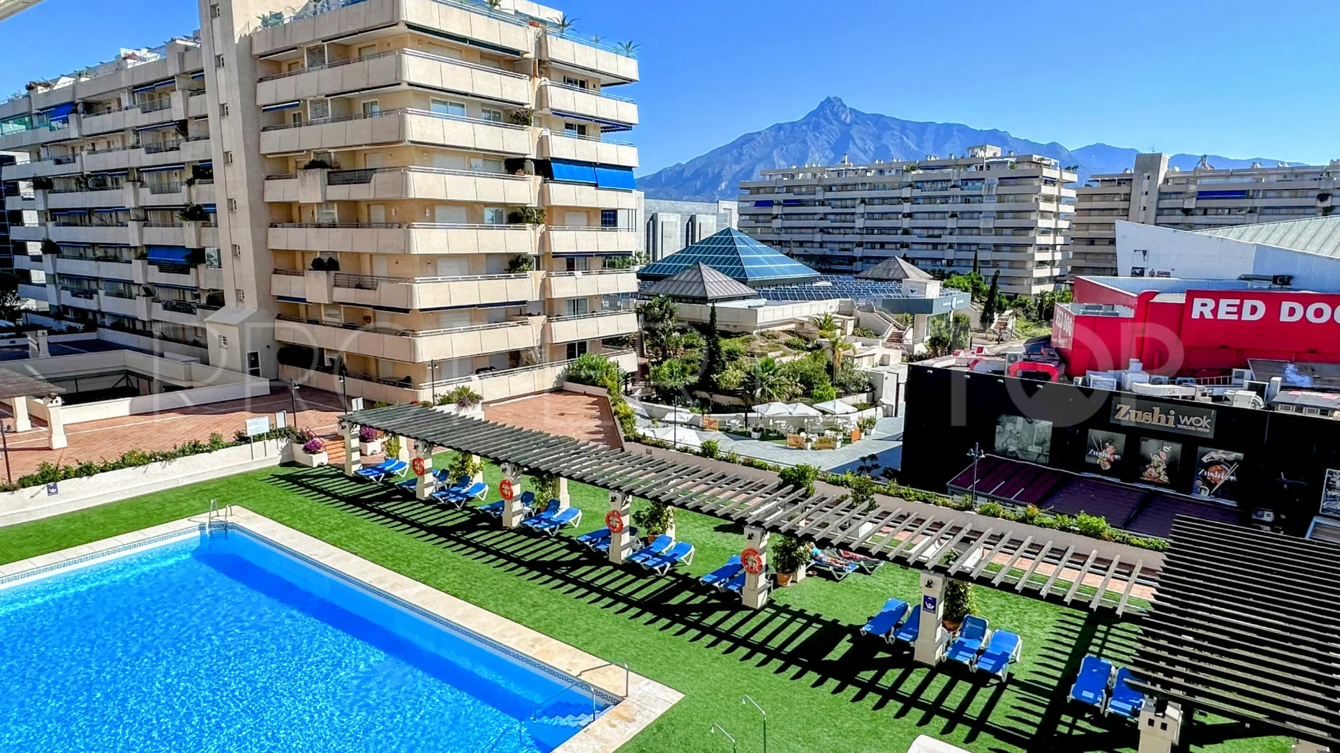 Marina Banus apartment for sale