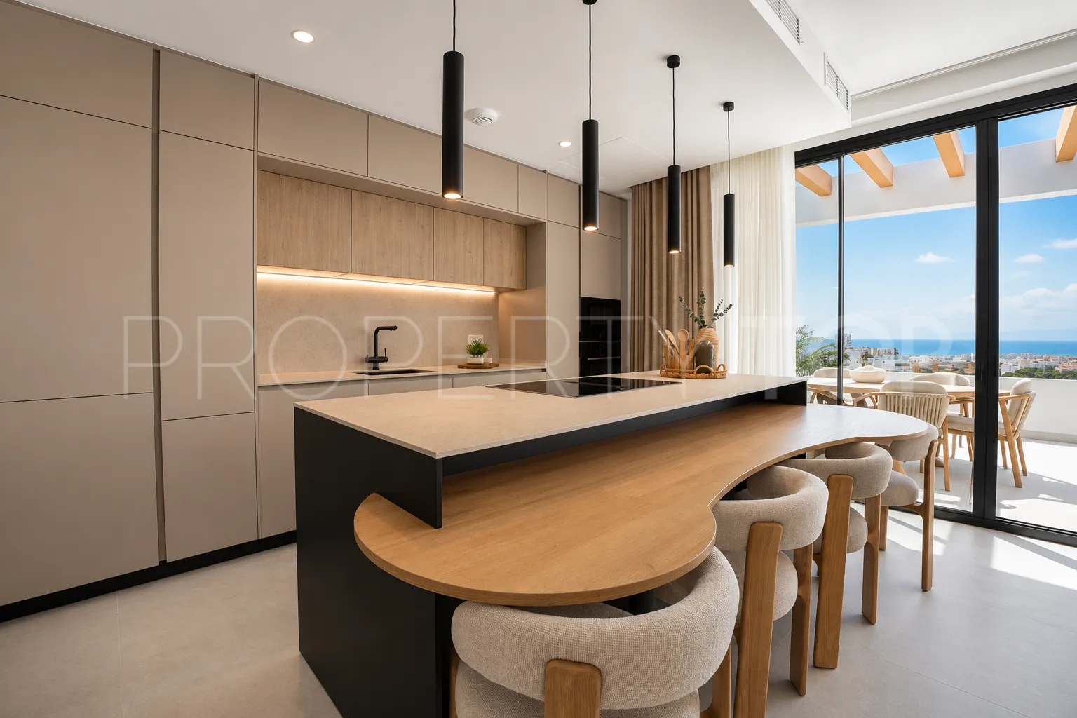 Duplex penthouse for sale in La Carihuela with 2 bedrooms