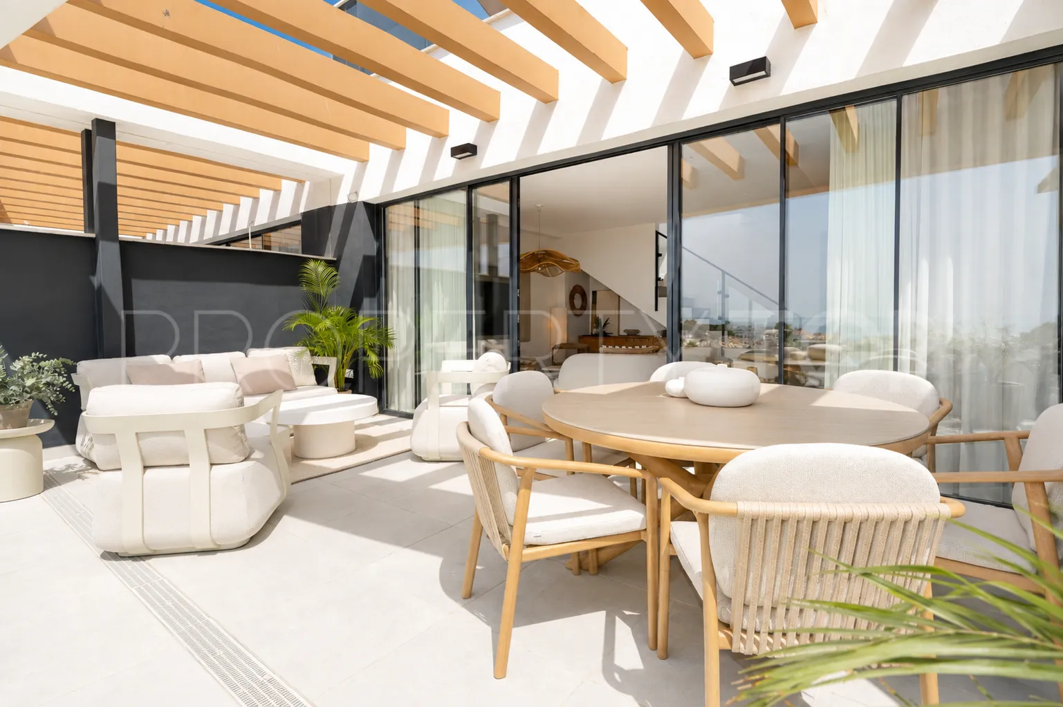 Duplex penthouse for sale in La Carihuela with 2 bedrooms