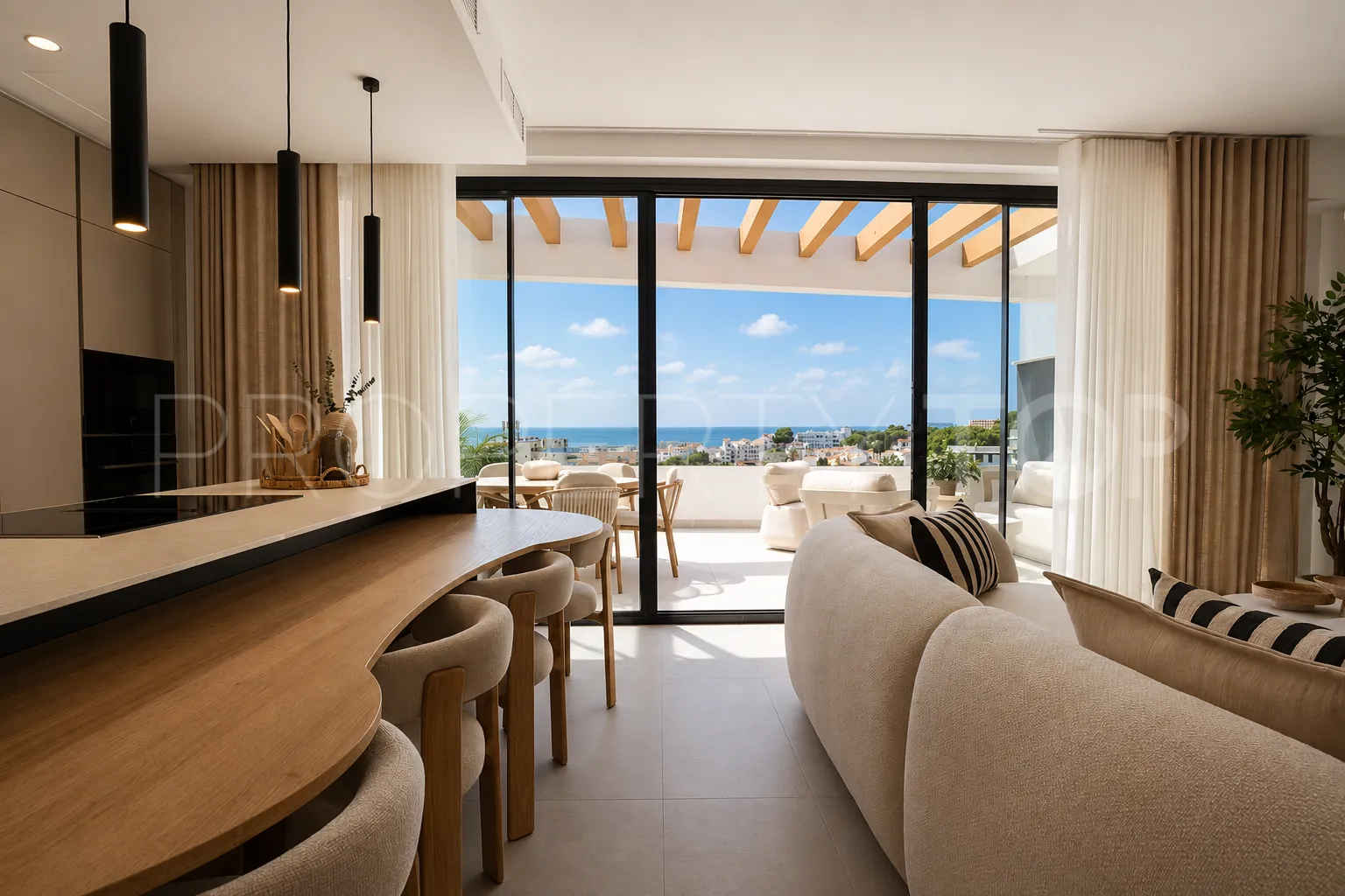 Duplex penthouse for sale in La Carihuela with 2 bedrooms