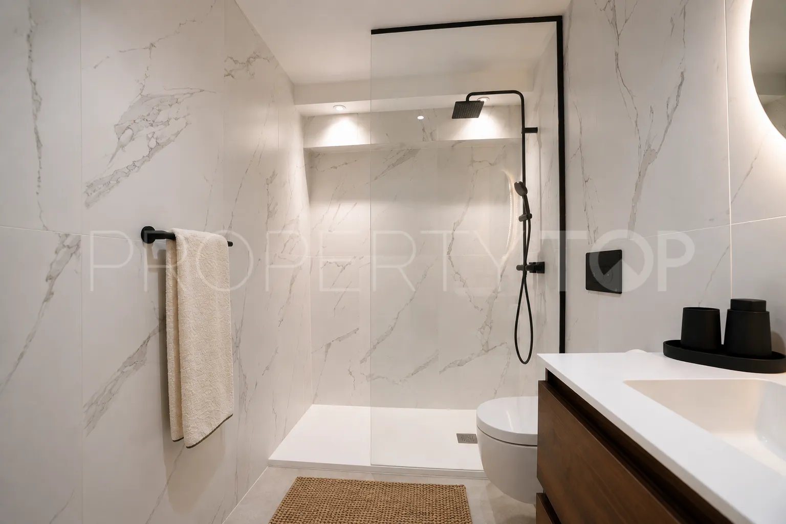 Duplex penthouse for sale in La Carihuela with 2 bedrooms