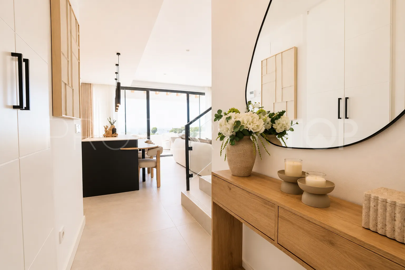 Duplex penthouse for sale in La Carihuela with 2 bedrooms