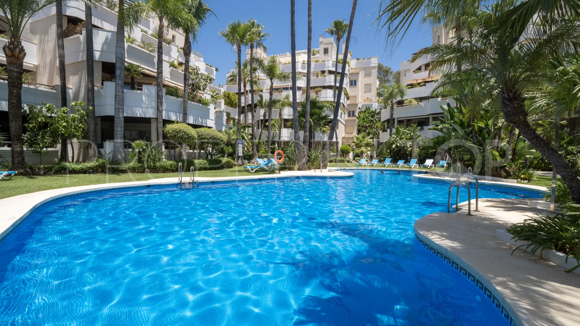 Comprar apartamento en Fuente Aloha