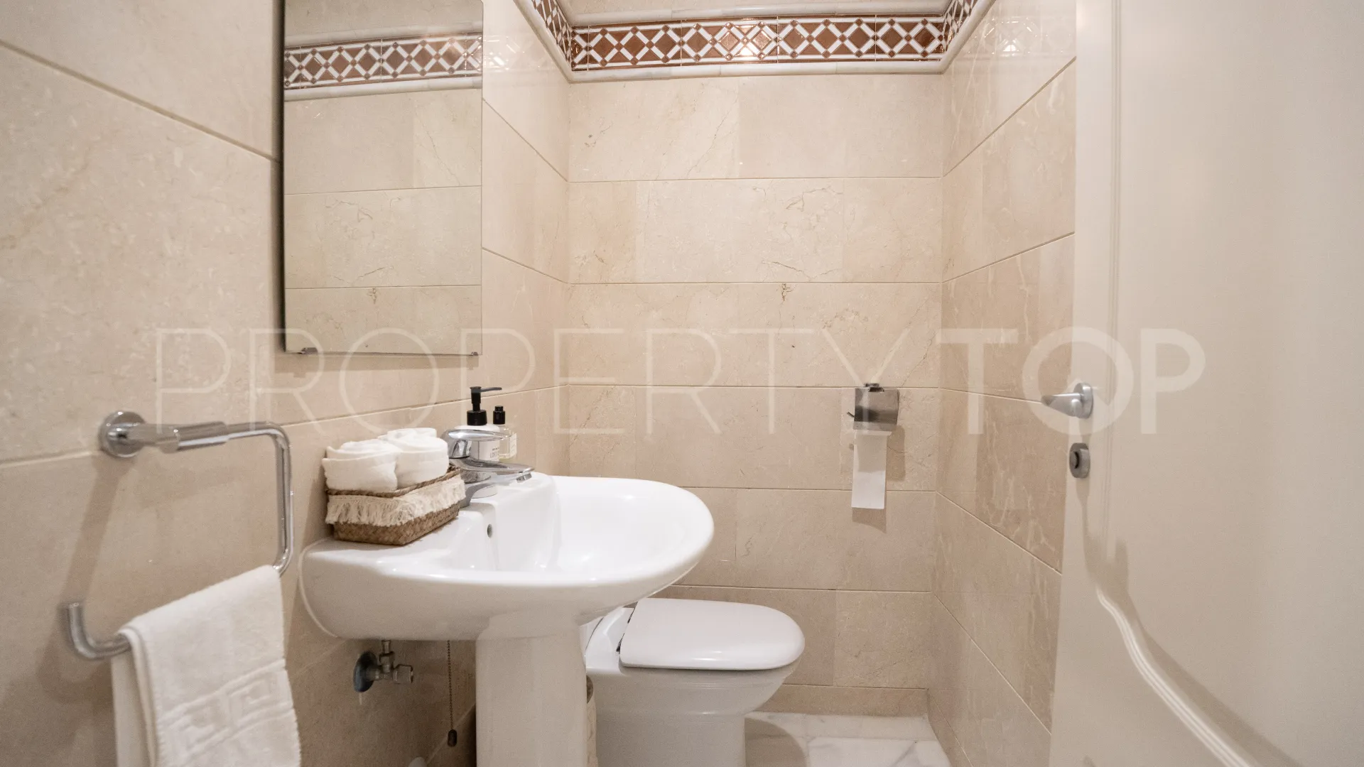 Comprar apartamento en Fuente Aloha