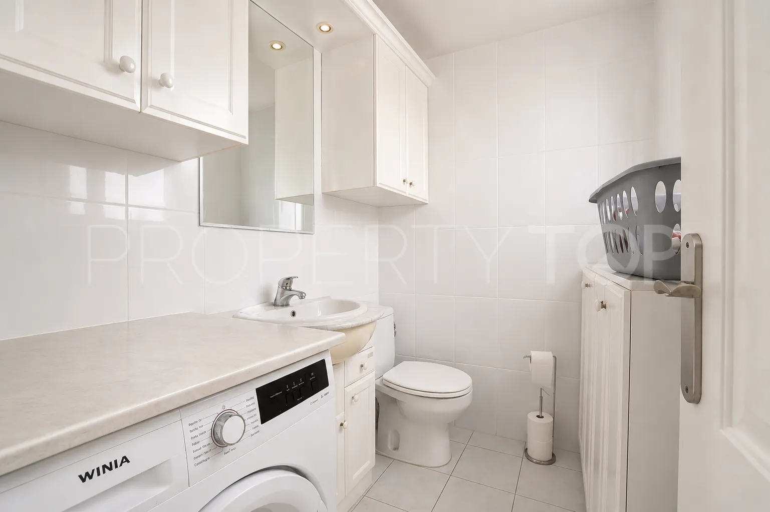 For sale duplex with 3 bedrooms in Elviria