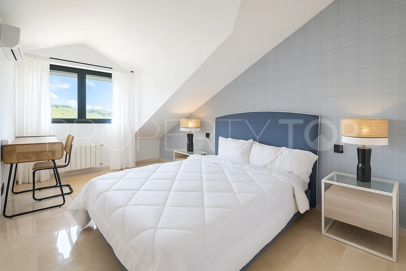 Semi detached house with 4 bedrooms for sale in Sotogrande Alto