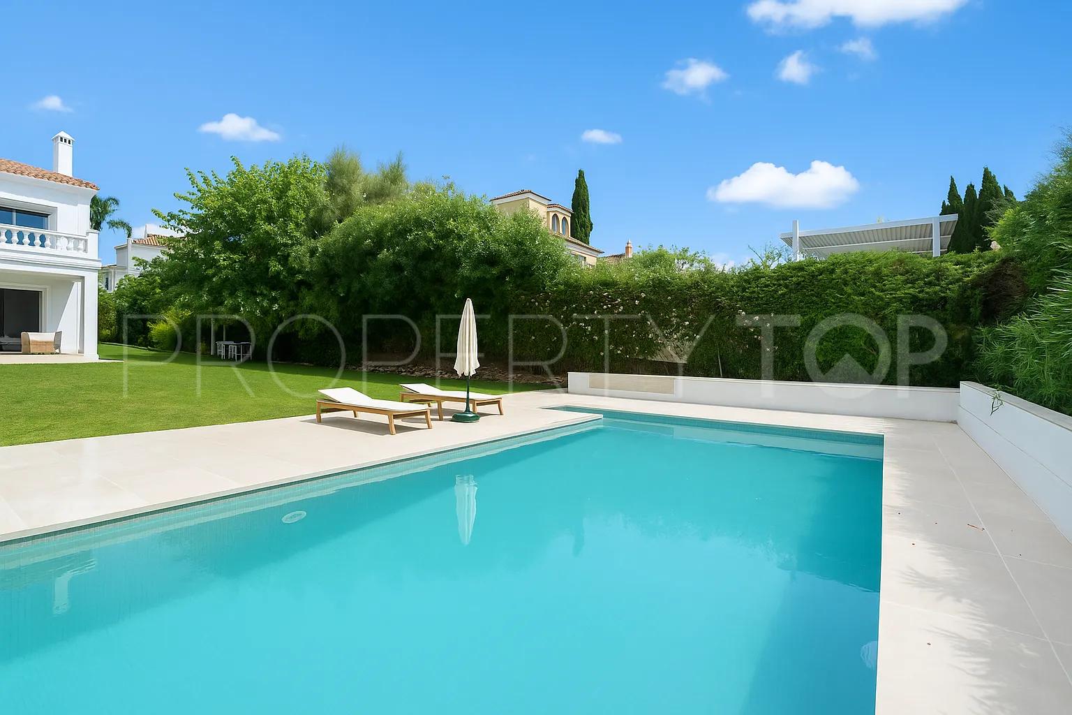 Semi detached house with 4 bedrooms for sale in Sotogrande Alto
