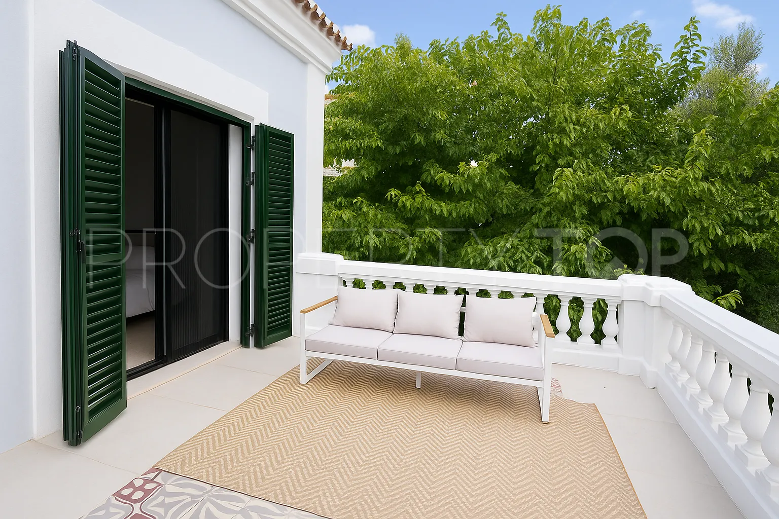 Semi detached house with 4 bedrooms for sale in Sotogrande Alto
