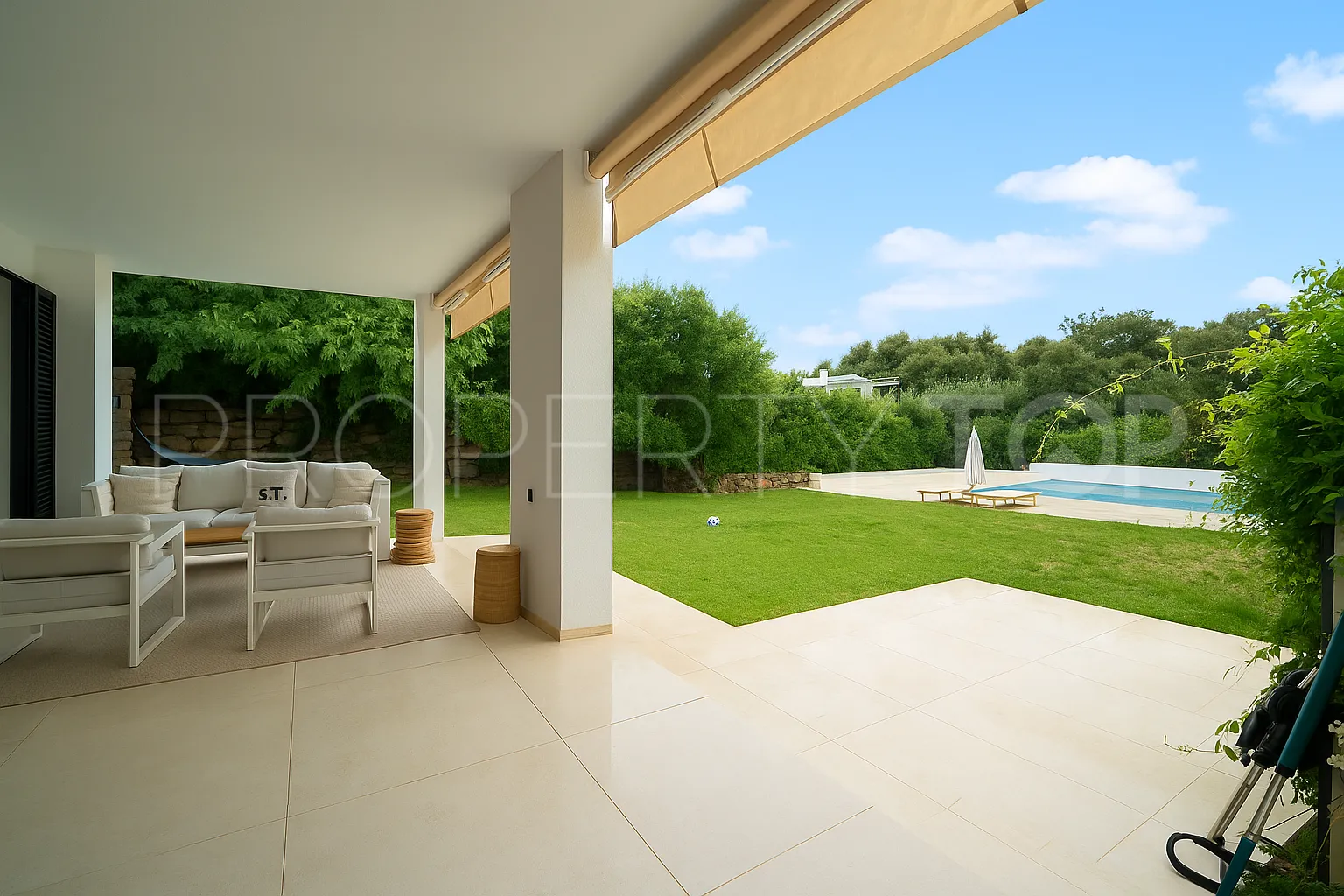 Semi detached house with 4 bedrooms for sale in Sotogrande Alto