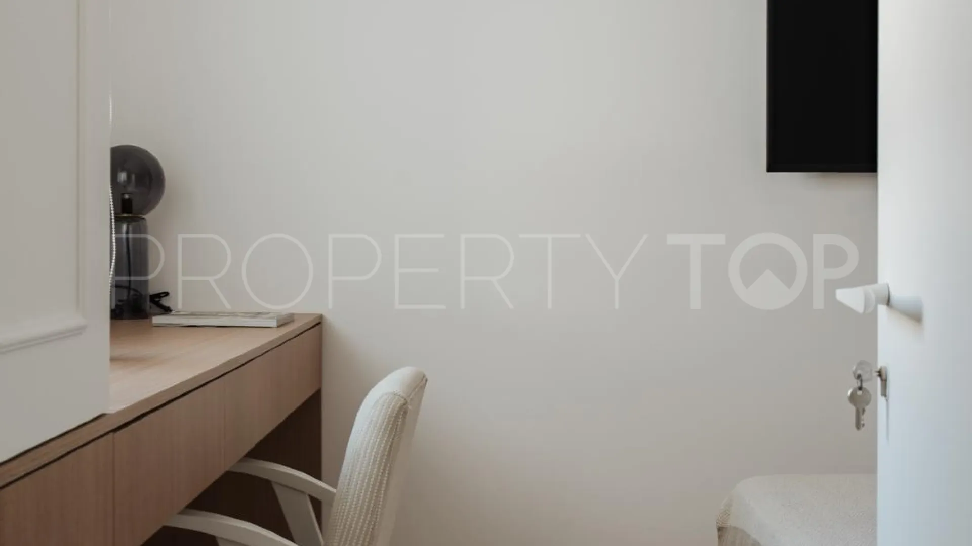 Buy apartment in Las Petunias with 3 bedrooms