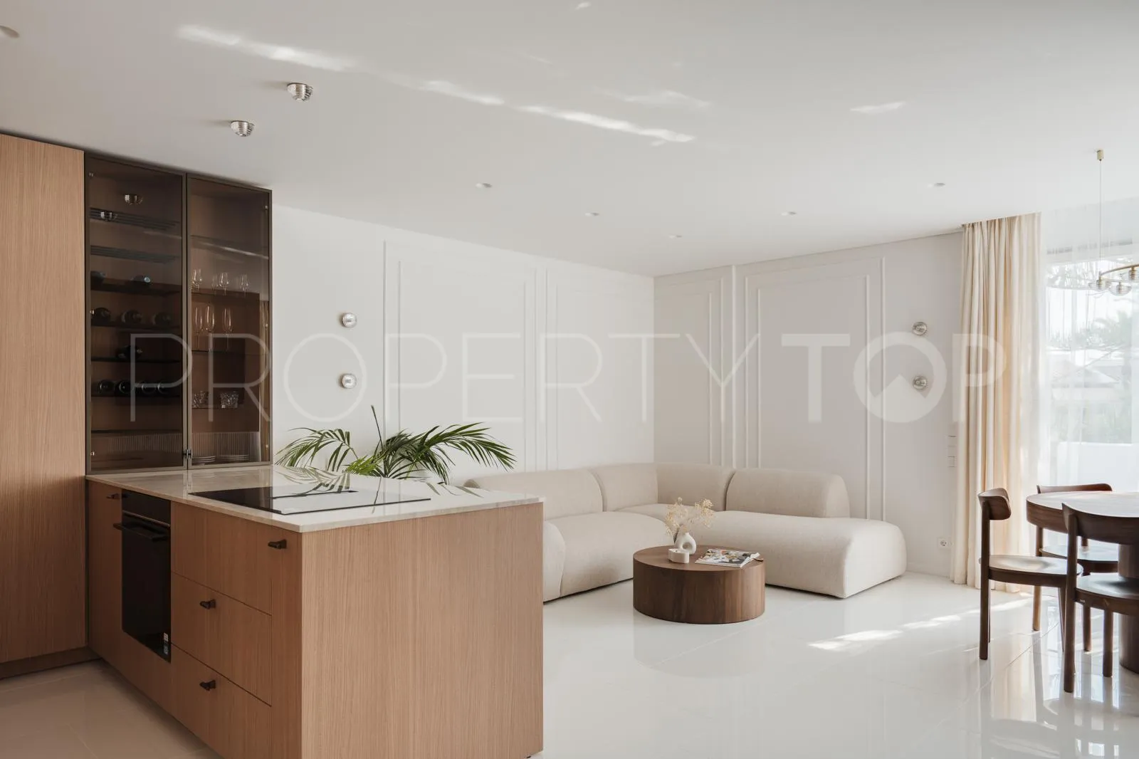 Buy apartment in Las Petunias with 3 bedrooms