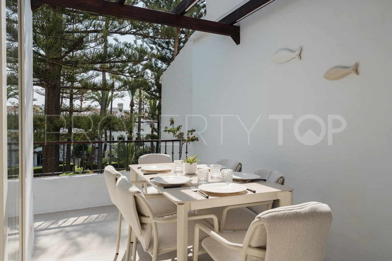Buy apartment in Las Petunias with 3 bedrooms