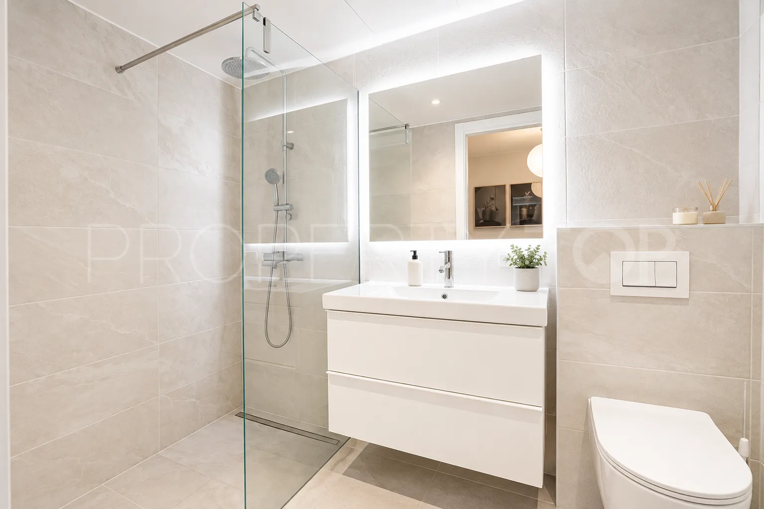 For sale duplex penthouse in Aloha with 2 bedrooms
