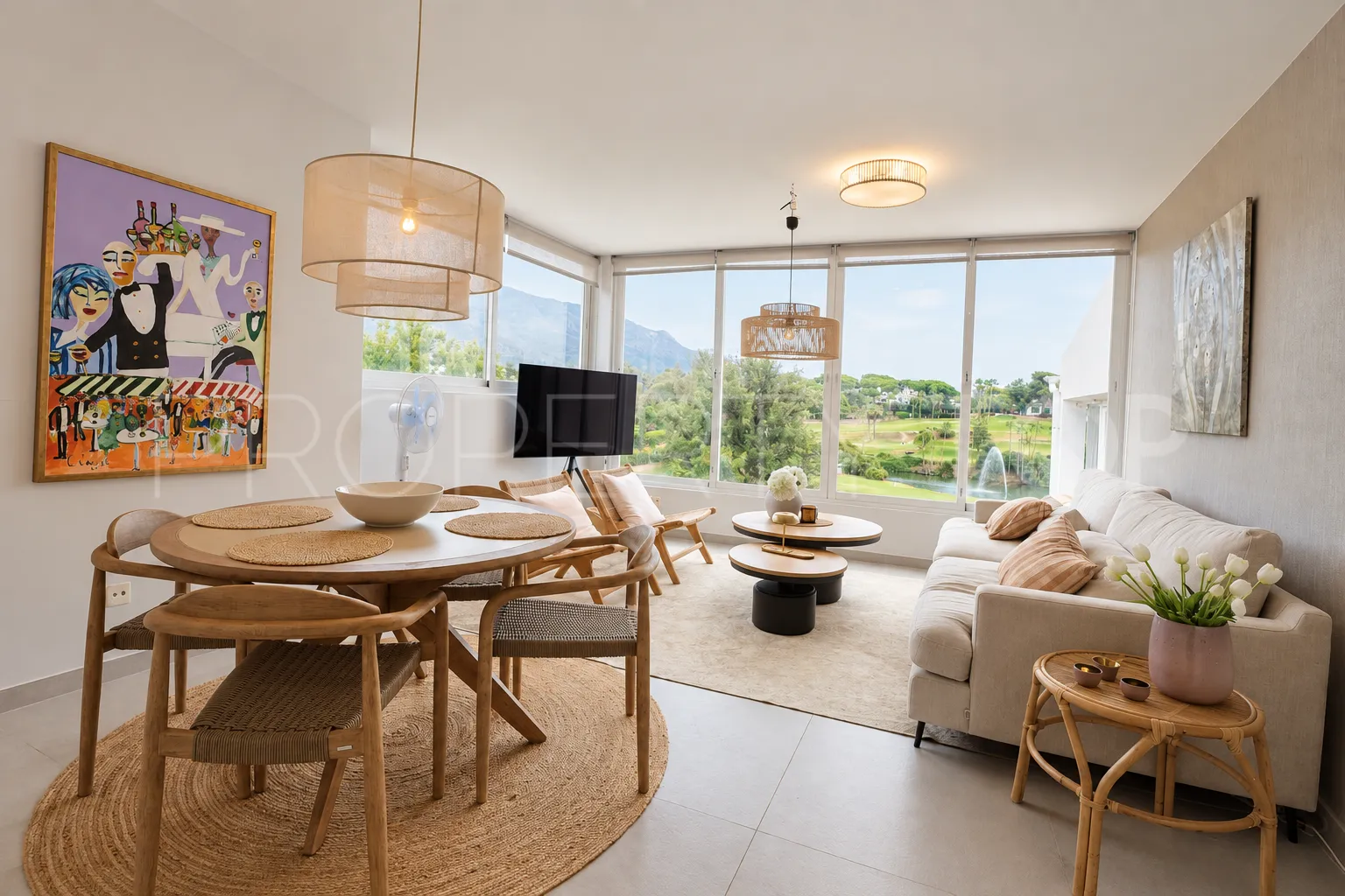 For sale duplex penthouse in Aloha with 2 bedrooms