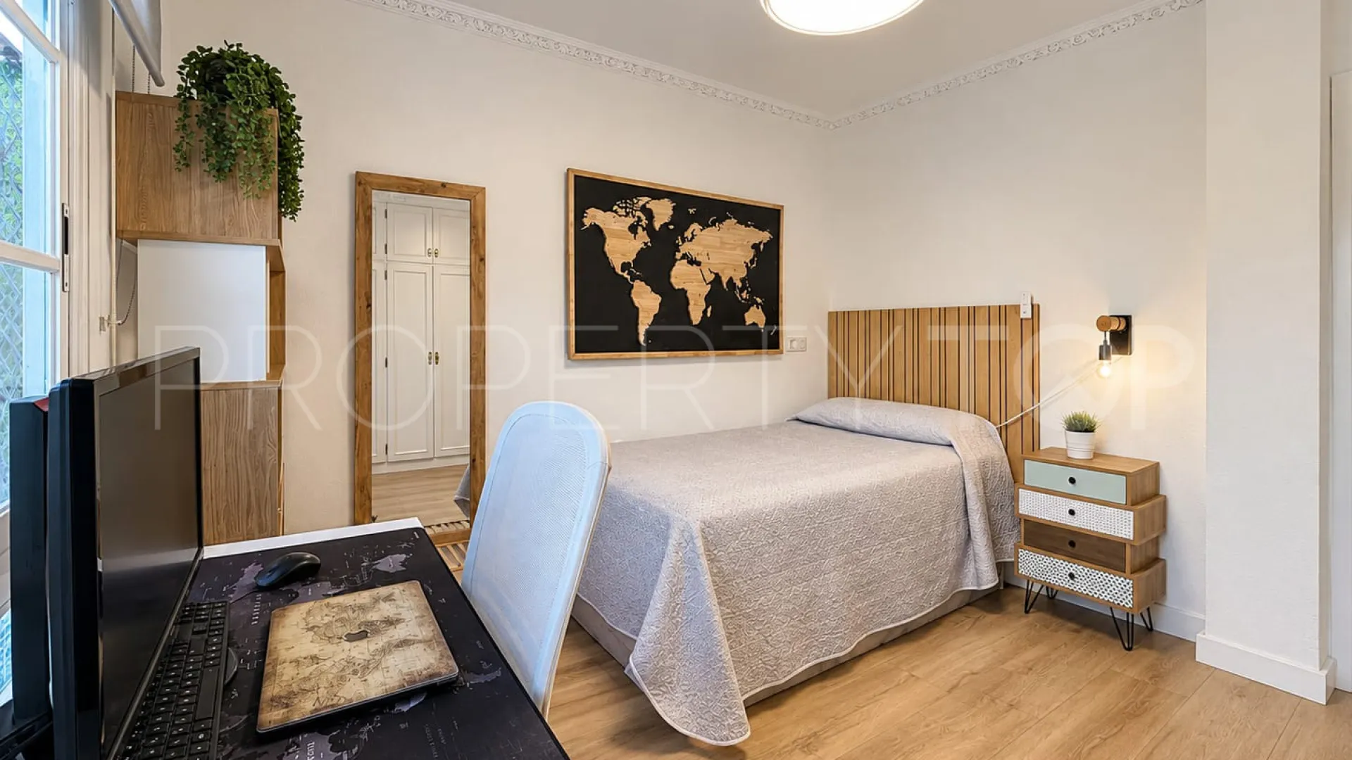 Se vende adosado de 4 dormitorios en Nueva Andalucia