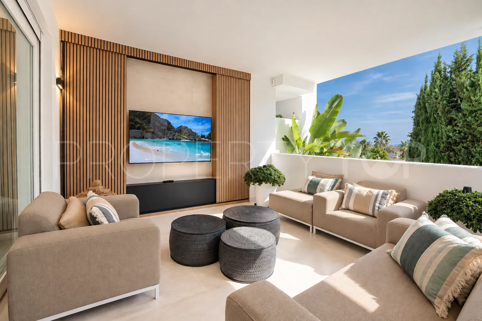 Apartamento planta baja en venta en Nueva Andalucia