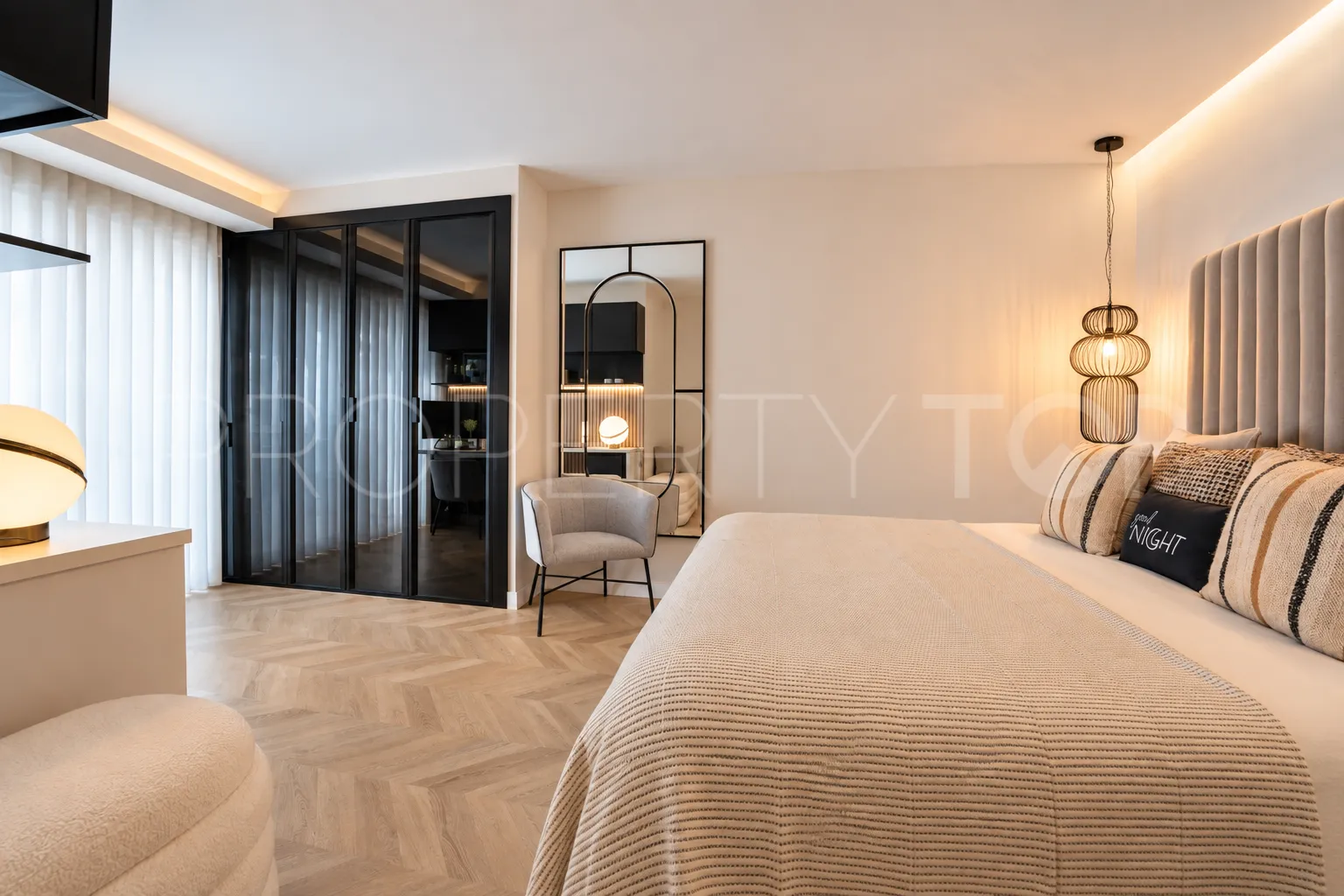 Apartamento planta baja en venta en Nueva Andalucia