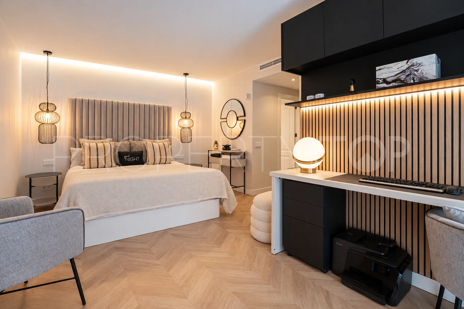 Apartamento planta baja en venta en Nueva Andalucia