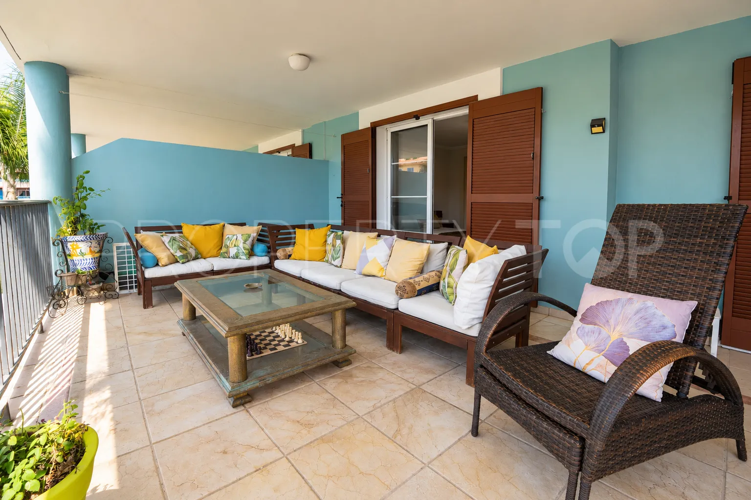 For sale apartment with 3 bedrooms in Sotogrande Puerto Deportivo