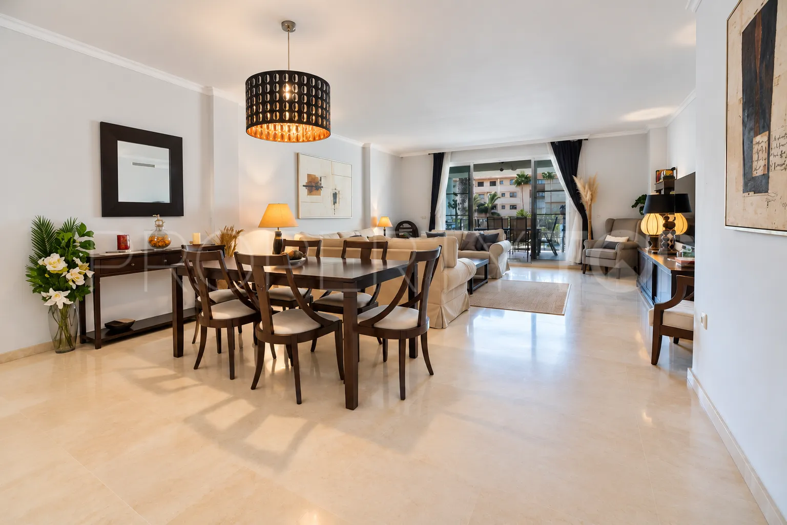 For sale apartment with 3 bedrooms in Sotogrande Puerto Deportivo