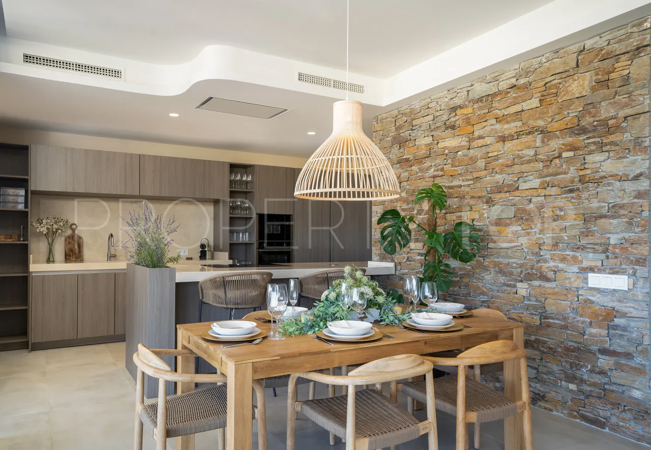 Villa en venta en Benahavis de 4 dormitorios