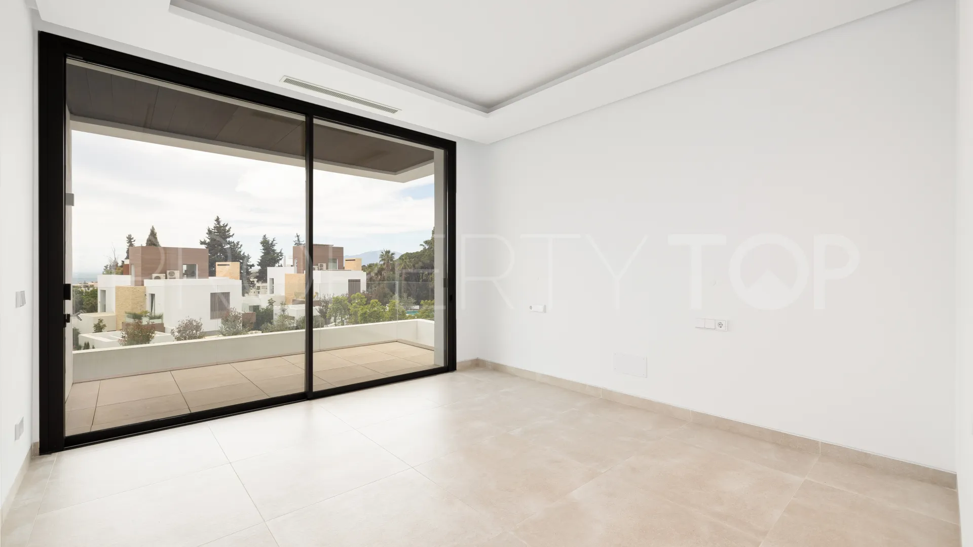 4 bedrooms Marbella Golden Mile villa for sale