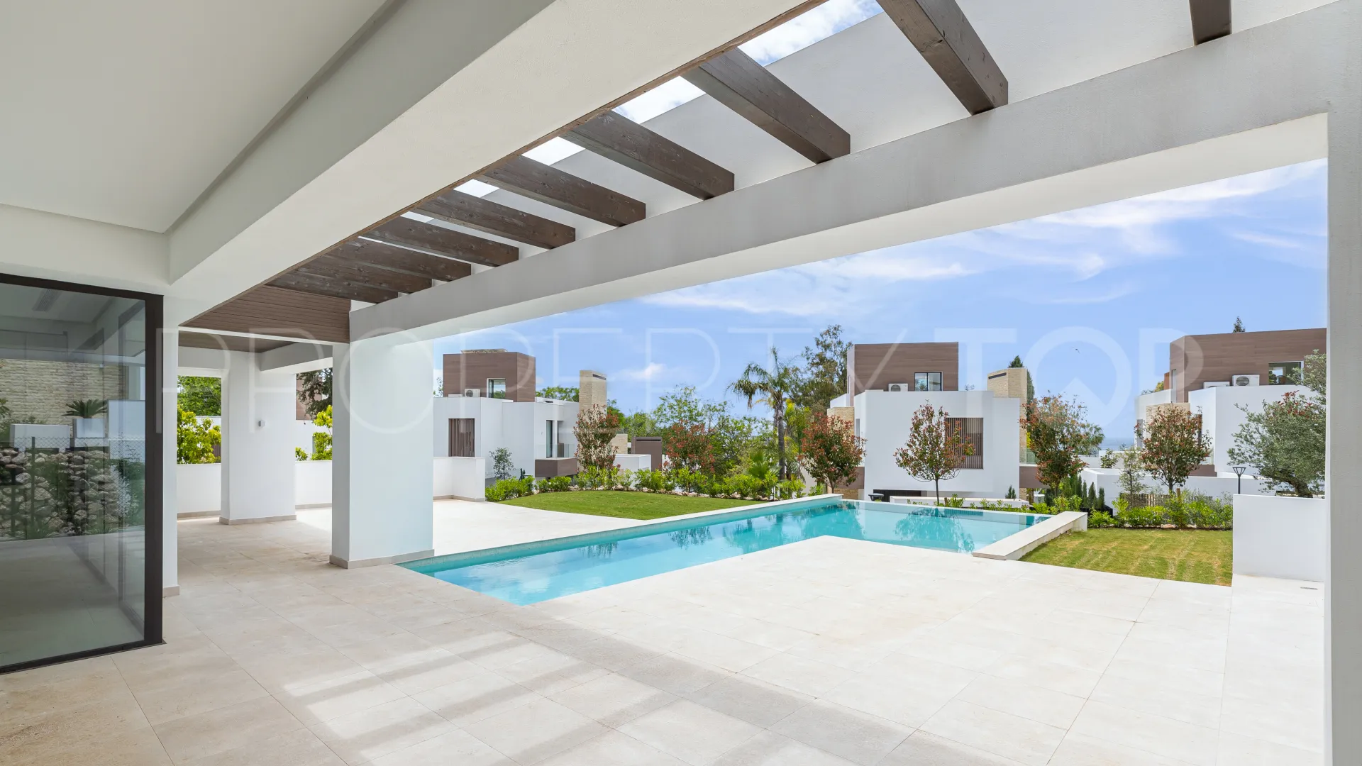 4 bedrooms Marbella Golden Mile villa for sale