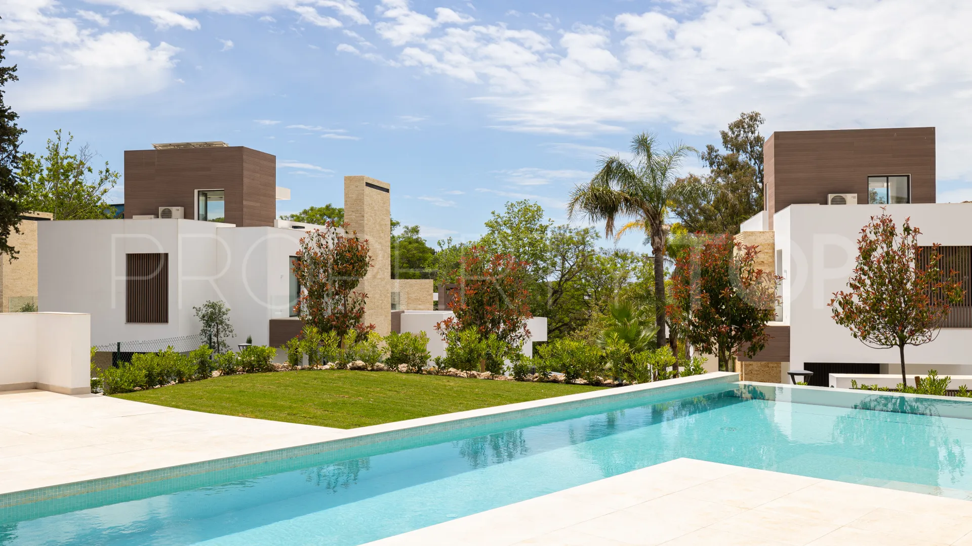 4 bedrooms Marbella Golden Mile villa for sale