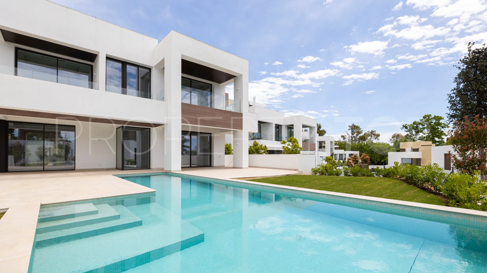 4 bedrooms Marbella Golden Mile villa for sale