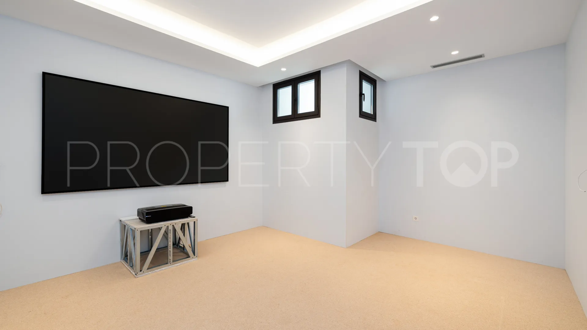 4 bedrooms Marbella Golden Mile villa for sale
