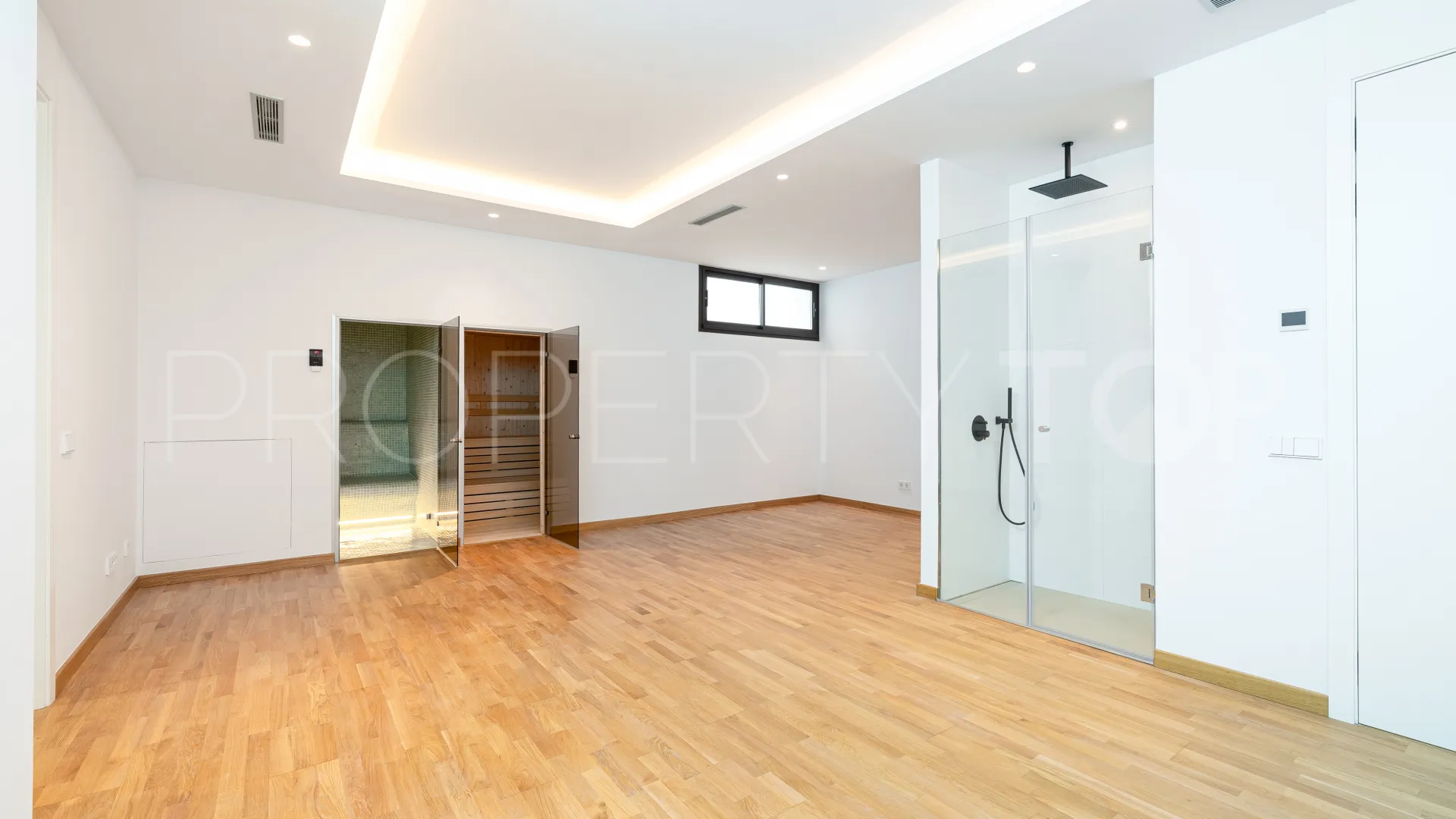 4 bedrooms Marbella Golden Mile villa for sale