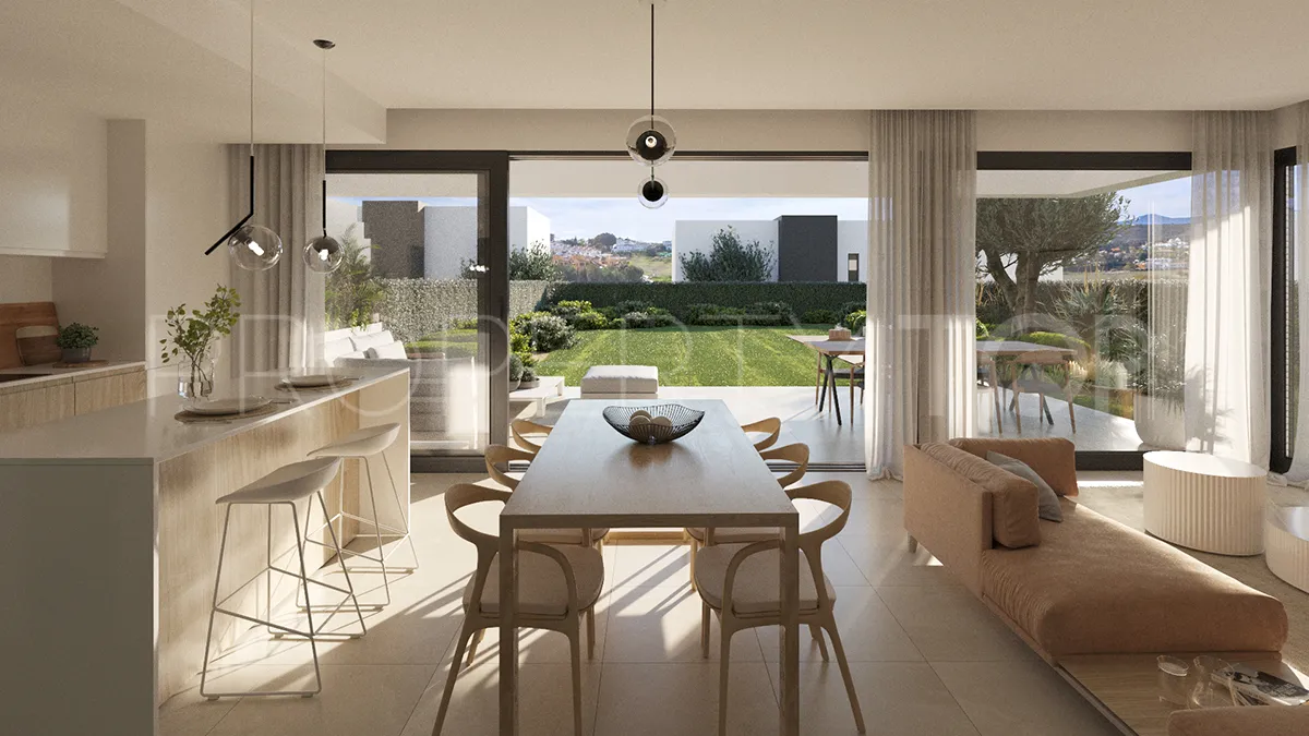 Villa pareada en venta de 3 dormitorios en Estepona