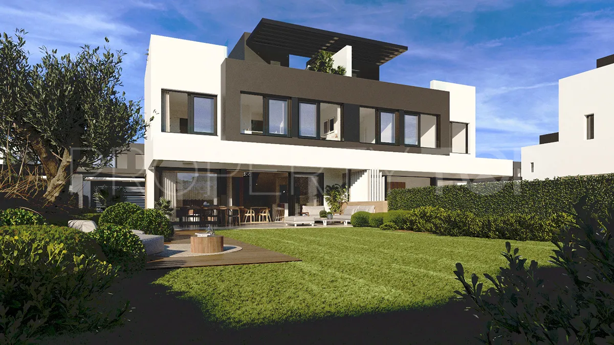 Villa pareada en venta de 3 dormitorios en Estepona