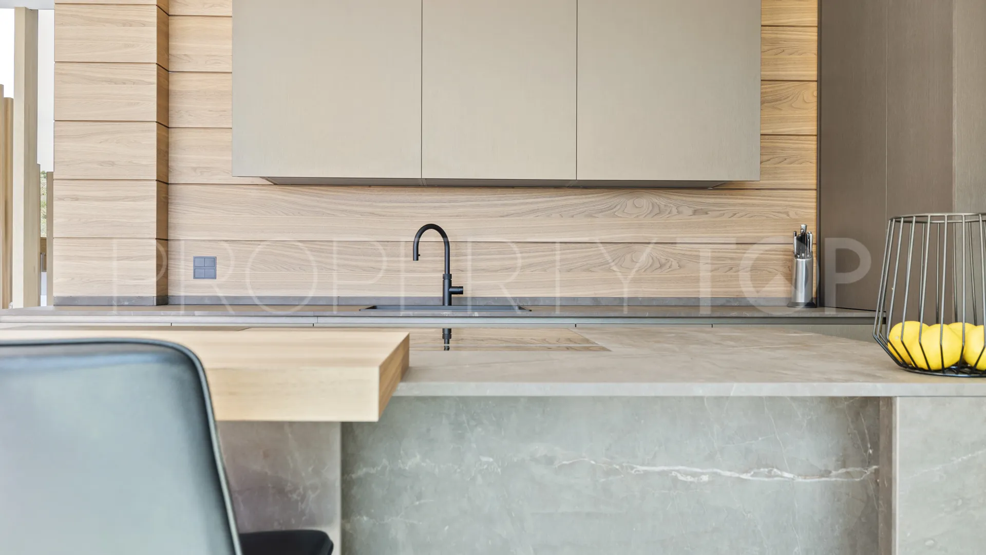 Comprar villa en Benahavis