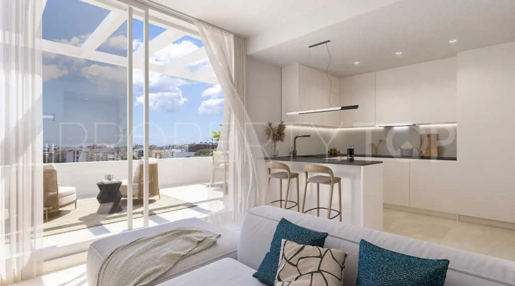 2 bedrooms apartment in Estepona for sale
