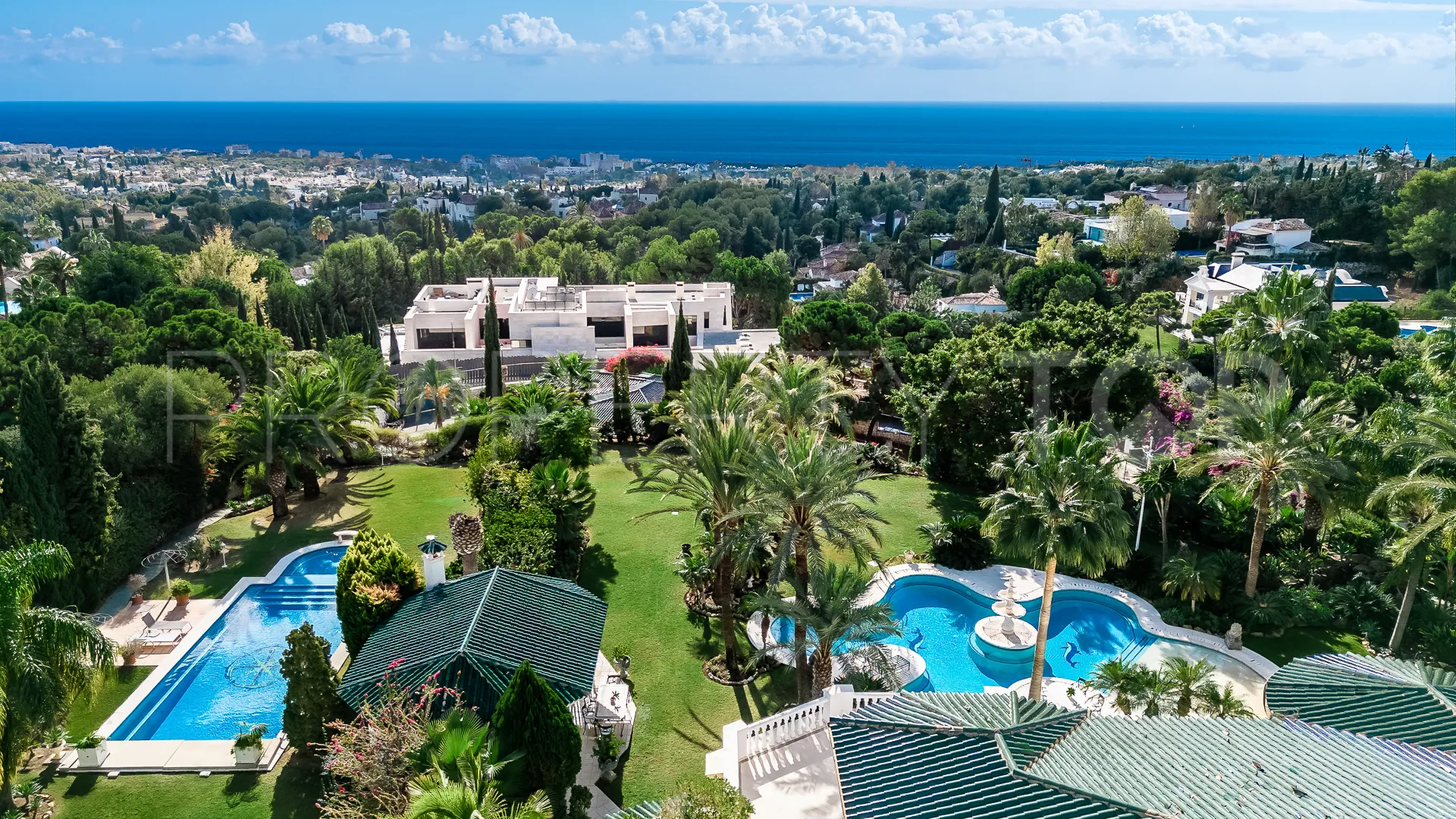Villa for sale in Golden Mile