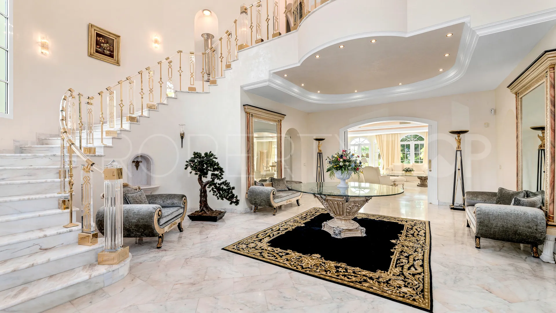 Villa for sale in Golden Mile