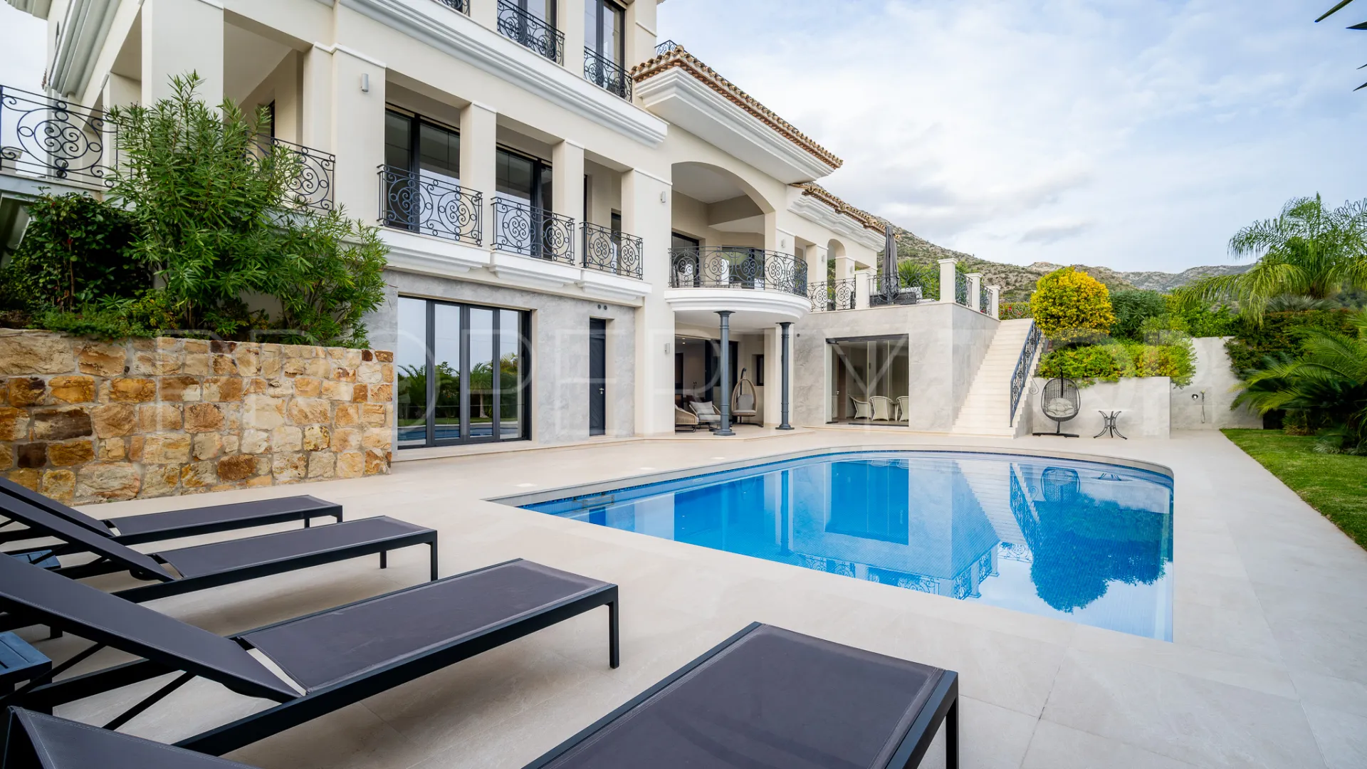 Villa de 6 dormitorios en venta en Marbella Golden Mile
