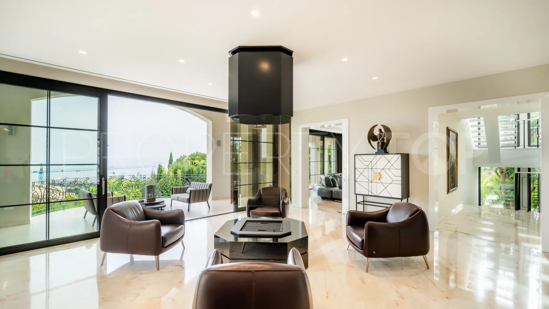 Villa de 6 dormitorios en venta en Marbella Golden Mile